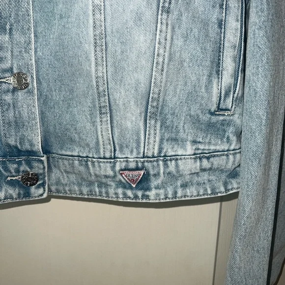 GUESS Classic Light Blue Jean Jacket - Picture 2 of 6